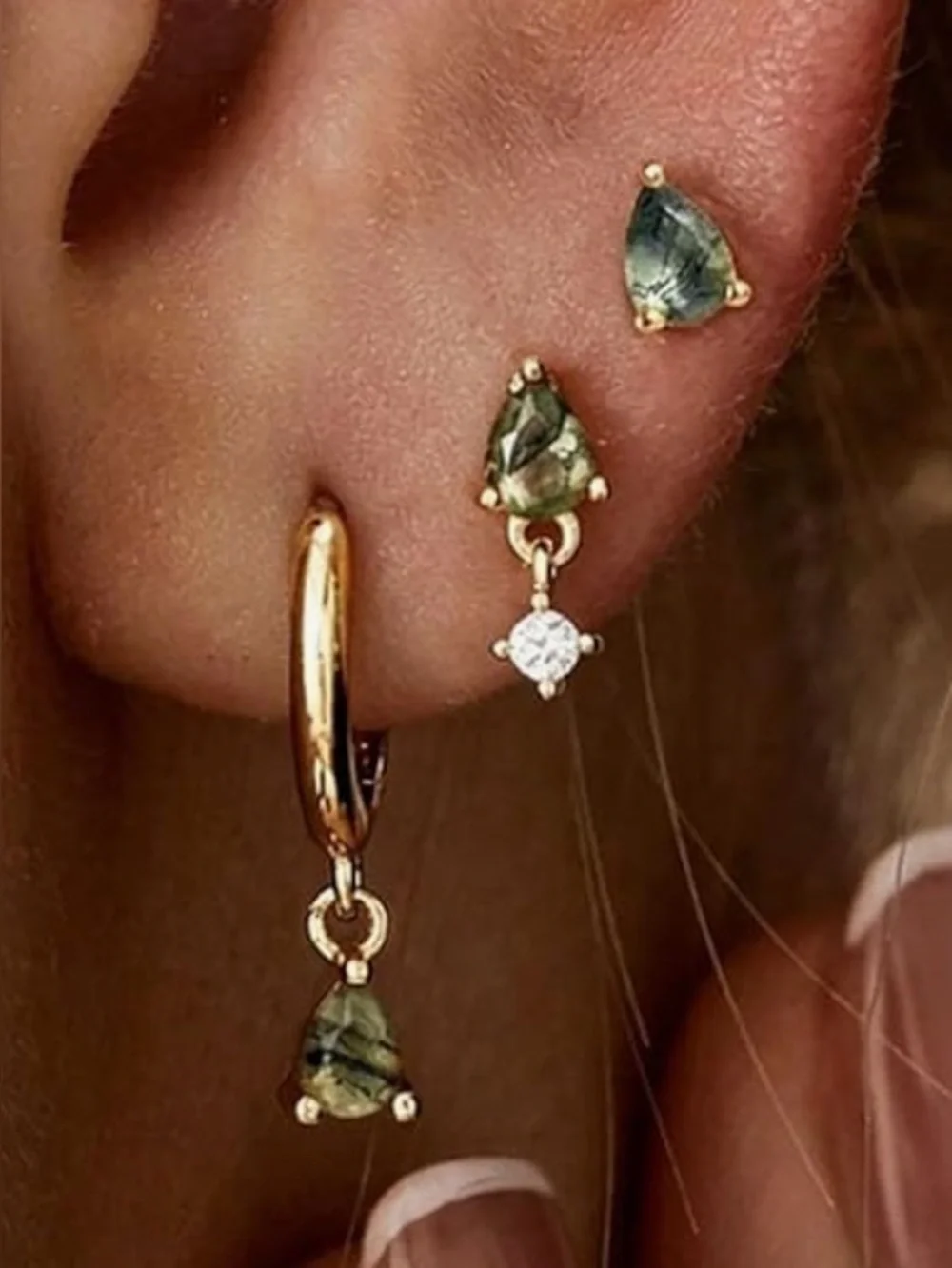 Cute Dillards 18KT gold vermeil 3 piece Agate  earrings